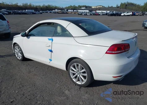 2012 Volkswagen Eos Komfort из США, поврежденный, VIN WVWBW7AH1CV003971